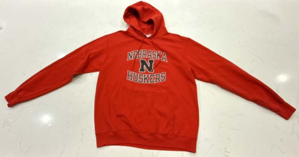 Champion Nebraska Huskers Hoodie Size M Red Pullover Sweatshirt